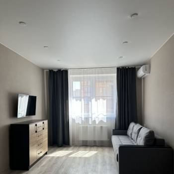 Сдается 1-комнатная квартира, 42 м²
