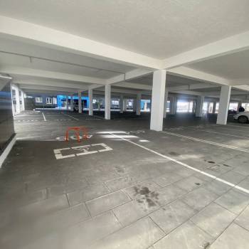 Продается 1-комнатная квартира, 38 м²