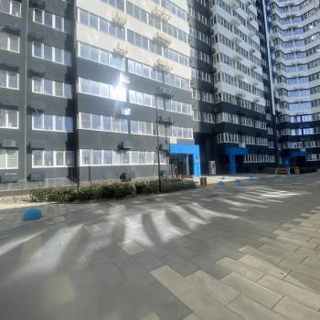 Продается 1-комнатная квартира, 38 м²