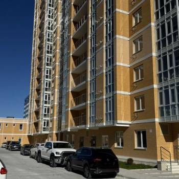 Продается 1-комнатная квартира, 52,3 м²