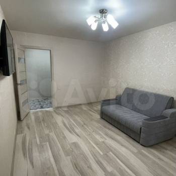 Сдается 2-х комнатная квартира, 55 м²