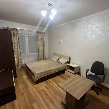 Сдается 1-комнатная квартира, 42 м²