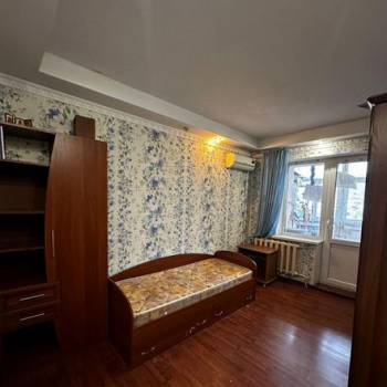 Продается 3-х комнатная квартира, 64 м²