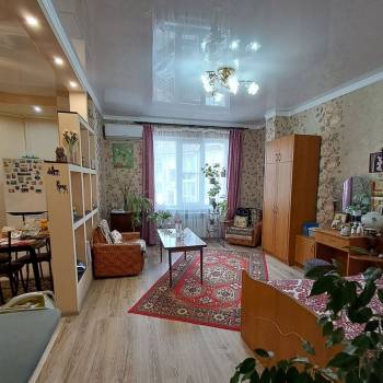 Продается 1-комнатная квартира, 42,4 м²