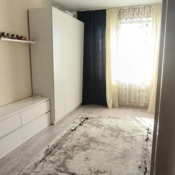 Сдается 1-комнатная квартира, 41 м²