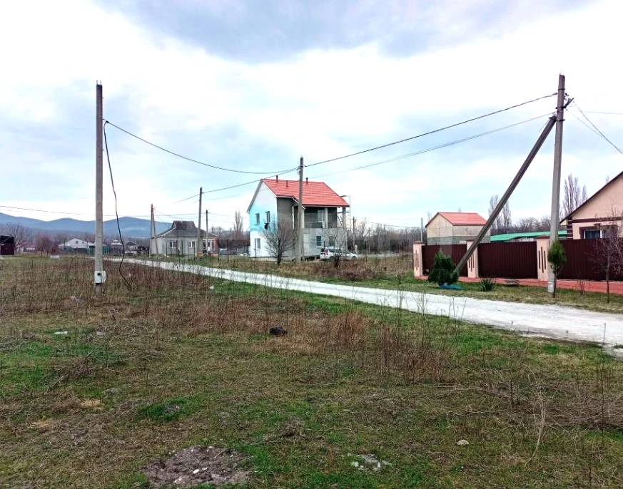 Продам участок, х. Семигорский, ул. Спортивная