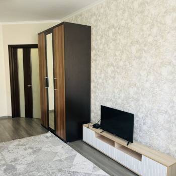 Сдается 1-комнатная квартира, 44 м²