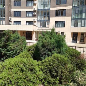 Сдается 1-комнатная квартира, 68 м²