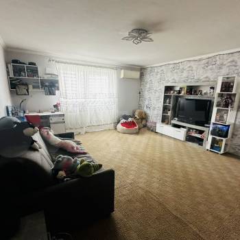 Продается 3-х комнатная квартира, 71,9 м²