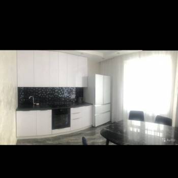 Сдается 1-комнатная квартира, 50 м²