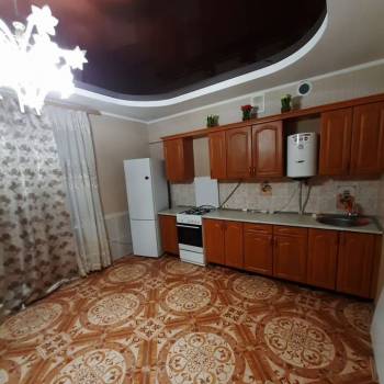 Сдается 1-комнатная квартира, 50 м²