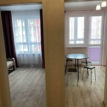 Сдается 1-комнатная квартира, 35 м²