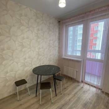 Сдается 1-комнатная квартира, 35 м²