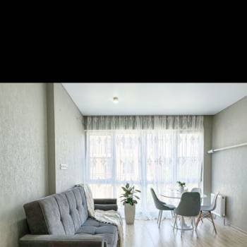 Продается 1-комнатная квартира, 46 м²