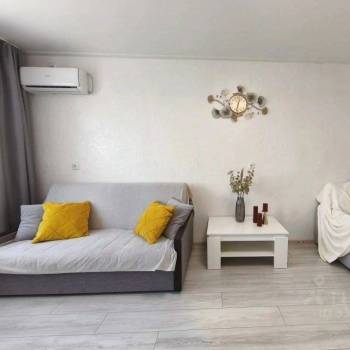 Продается 1-комнатная квартира, 37,7 м²