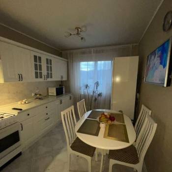 Сдается Многокомнатная квартира, 63 м²