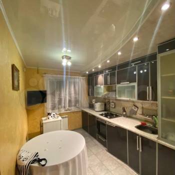 Продается 3-х комнатная квартира, 65,3 м²