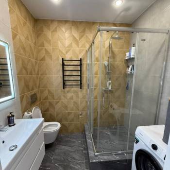 Сдается 1-комнатная квартира, 42 м²