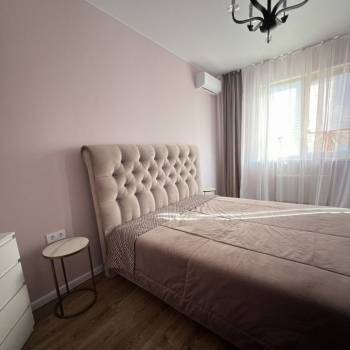 Сдается 1-комнатная квартира, 42 м²