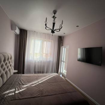 Сдается 1-комнатная квартира, 42 м²