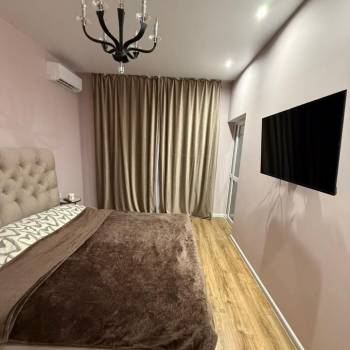 Сдается 1-комнатная квартира, 42 м²