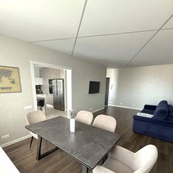 Продается 3-х комнатная квартира, 105 м²