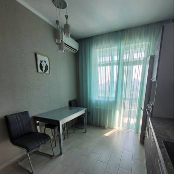 Сдается 1-комнатная квартира, 45 м²