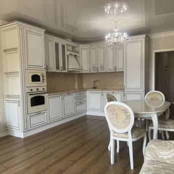 Продается 2-х комнатная квартира, 93 м²