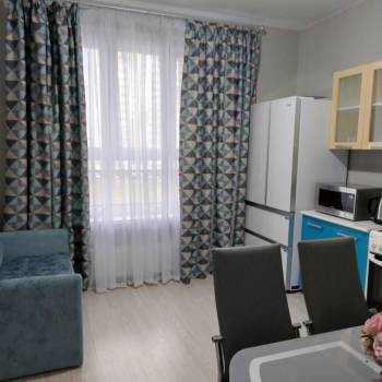 Сдается 1-комнатная квартира, 43 м²