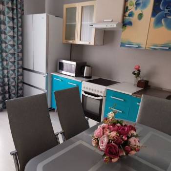 Сдается 1-комнатная квартира, 43 м²