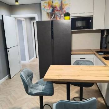 Продается 1-комнатная квартира, 45 м²