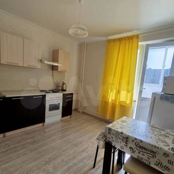 Сдается 1-комнатная квартира, 37,9 м²