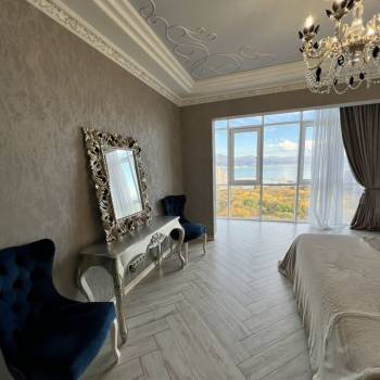 Продается 3-х комнатная квартира, 102 м²