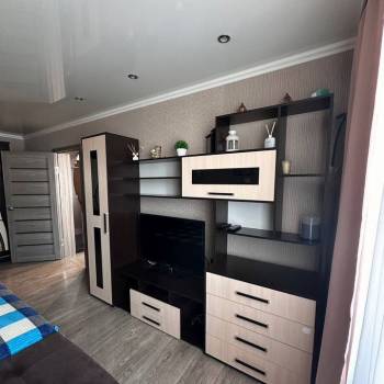 Продается 1-комнатная квартира, 38 м²