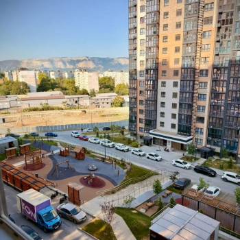 Сдается 1-комнатная квартира, 39 м²