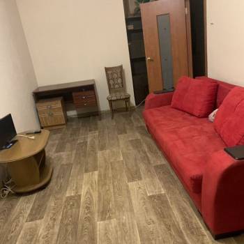Сдается 1-комнатная квартира, 42 м²