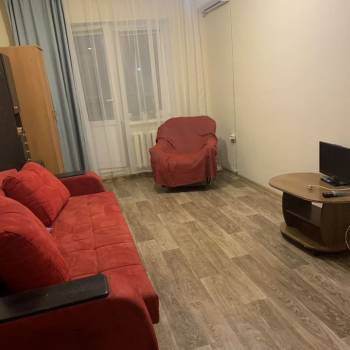 Сдается 1-комнатная квартира, 42 м²