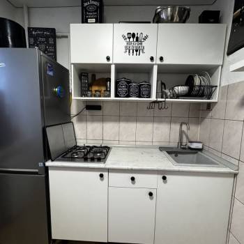 Продается 1-комнатная квартира, 34 м²