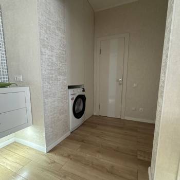 Продается 2-х комнатная квартира, 104 м²