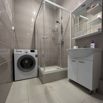 Сдается 1-комнатная квартира, 46 м²