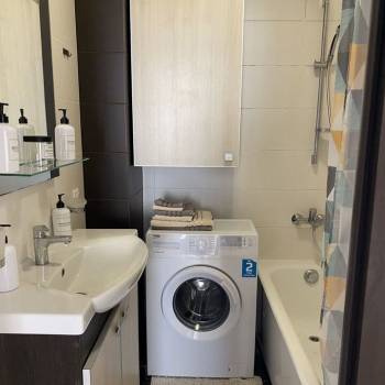 Сдается 2-х комнатная квартира, 63 м²