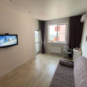 Продается 1-комнатная квартира, 47,7 м²