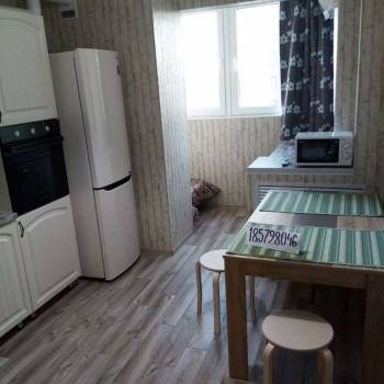 Сдается 1-комнатная квартира, 40 м²