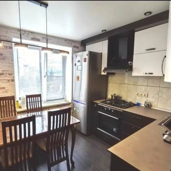 Продается 2-х комнатная квартира, 48,7 м²