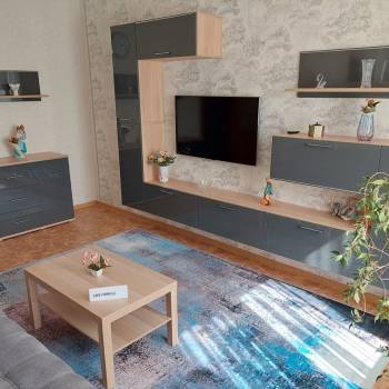 Сдается 2-х комнатная квартира, 77 м²