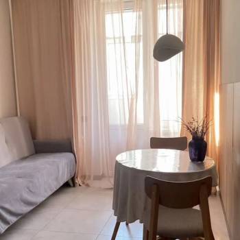 Сдается 1-комнатная квартира, 43 м²