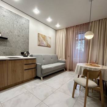 Сдается 1-комнатная квартира, 43 м²