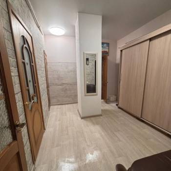 Сдается Многокомнатная квартира, 64 м²