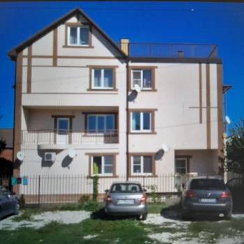 Продается 1-комнатная квартира, 54,4 м²