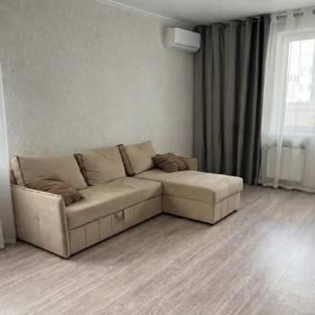 Сдается 2-х комнатная квартира, 65 м²